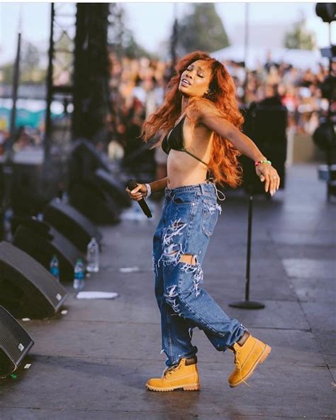 SZA outfits photos